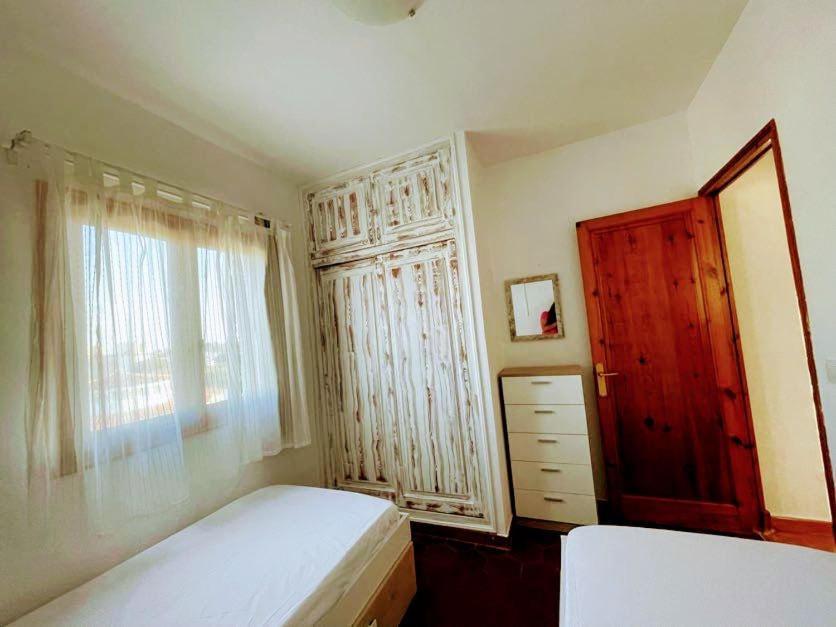 Precioso Apartamento Residencial Con Piscina Cala En Porter  Esterno foto